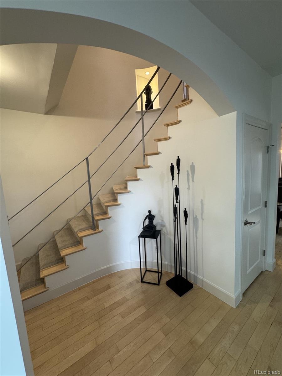 MLS Image #2 for 2027 n emerson street,denver, Colorado