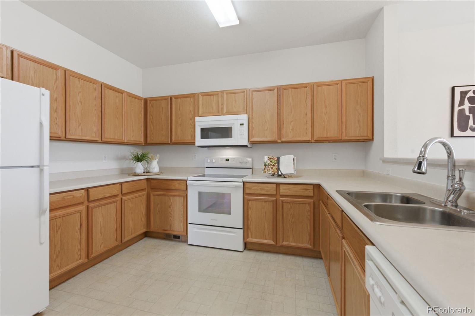 MLS Image #16 for 6016  conductors point,colorado springs, Colorado