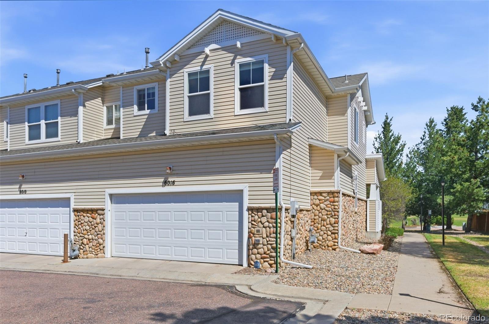 MLS Image #37 for 6016  conductors point,colorado springs, Colorado