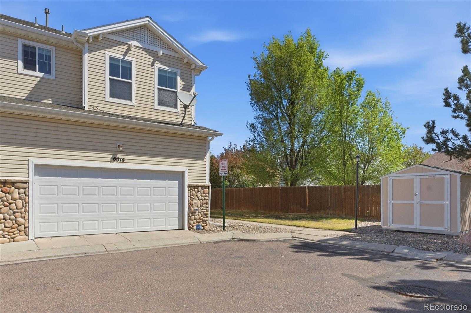 MLS Image #39 for 6016  conductors point,colorado springs, Colorado