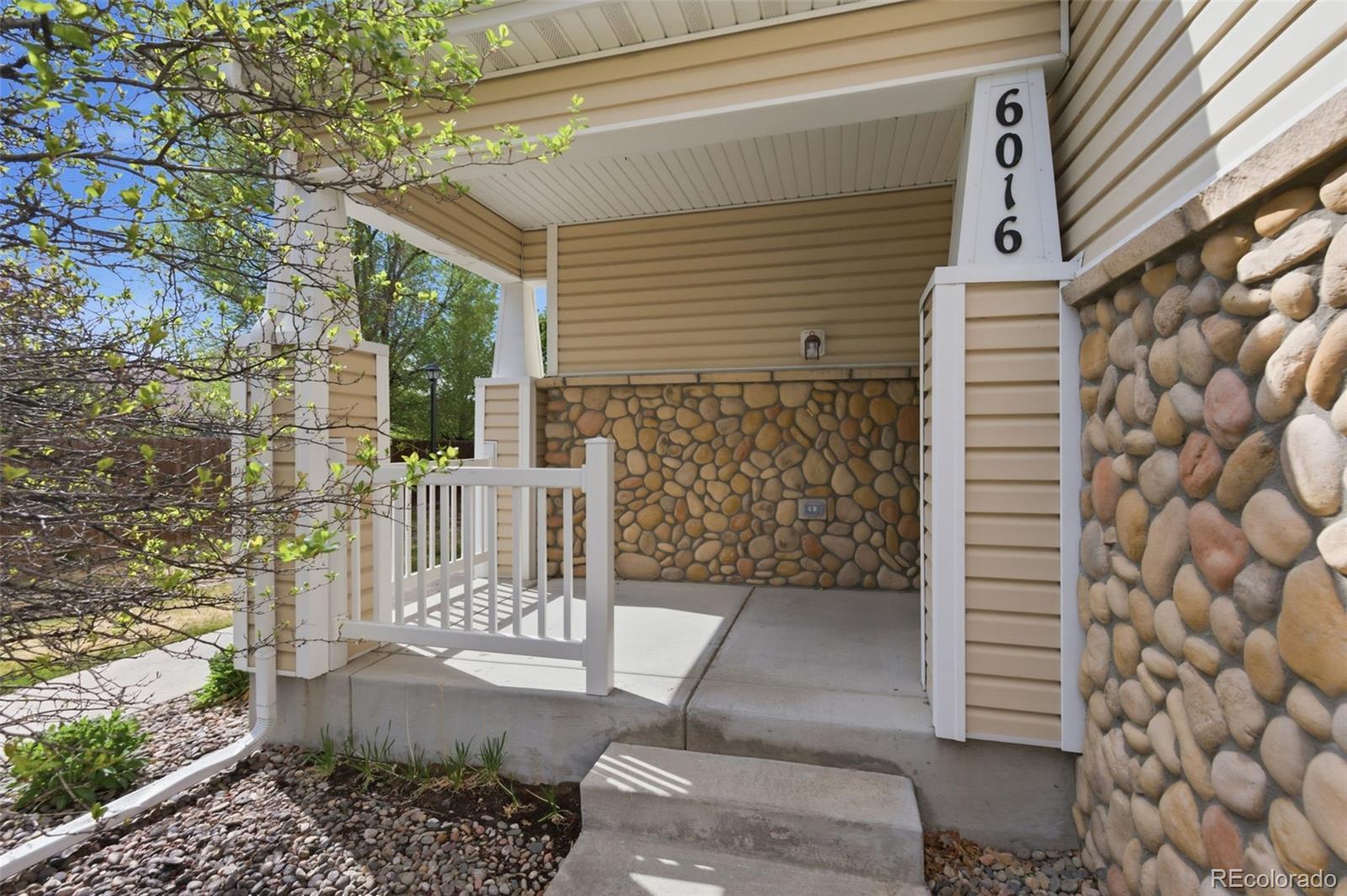 MLS Image #5 for 6016  conductors point,colorado springs, Colorado