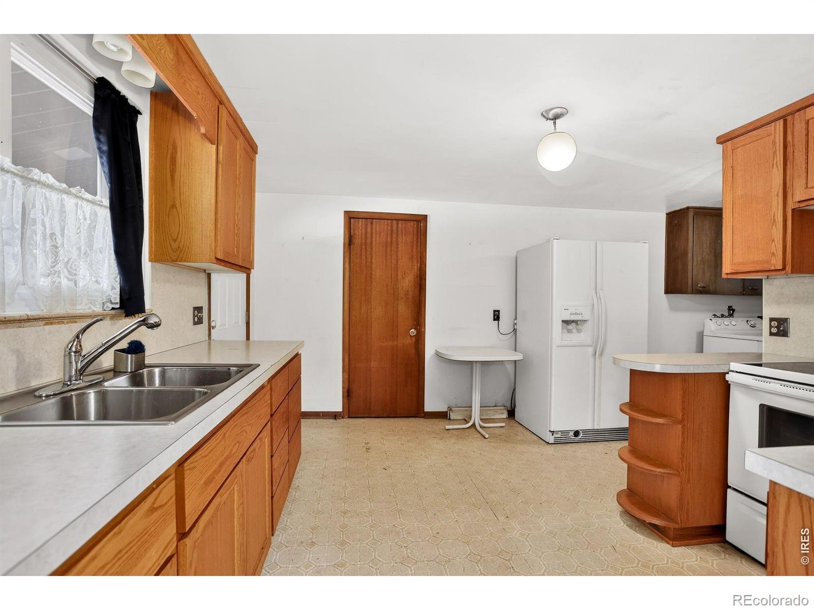 MLS Image #20 for 1035 n 4th street,berthoud, Colorado