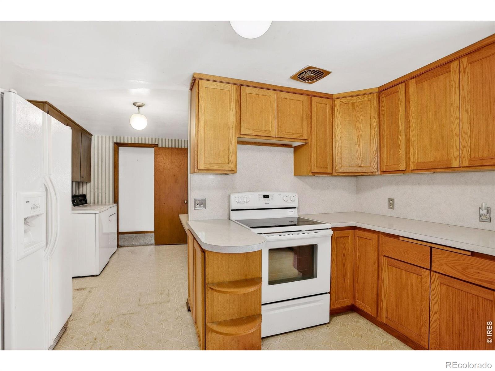 MLS Image #23 for 1035 n 4th street,berthoud, Colorado