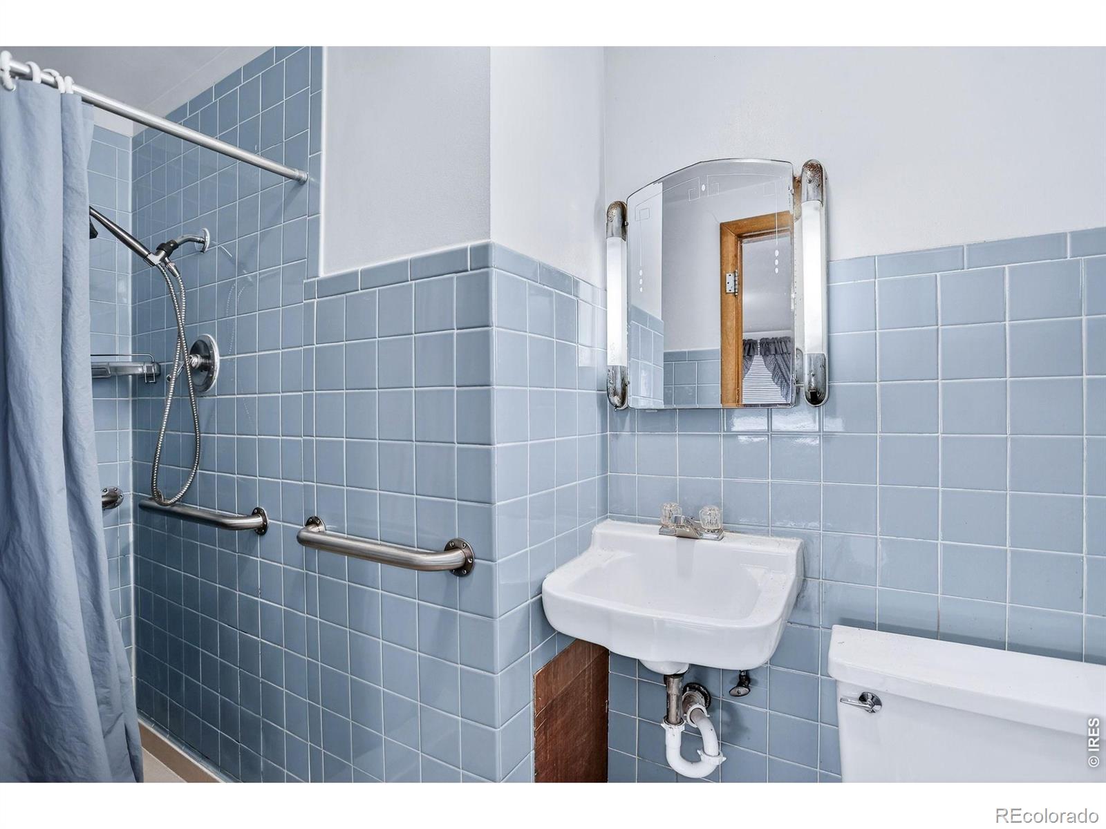 MLS Image #33 for 1035 n 4th street,berthoud, Colorado