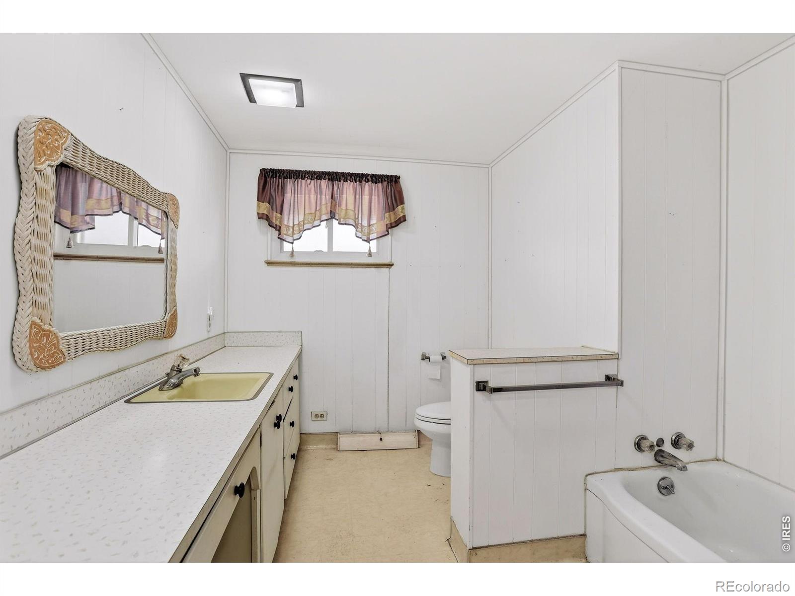 MLS Image #6 for 1035 n 4th street,berthoud, Colorado