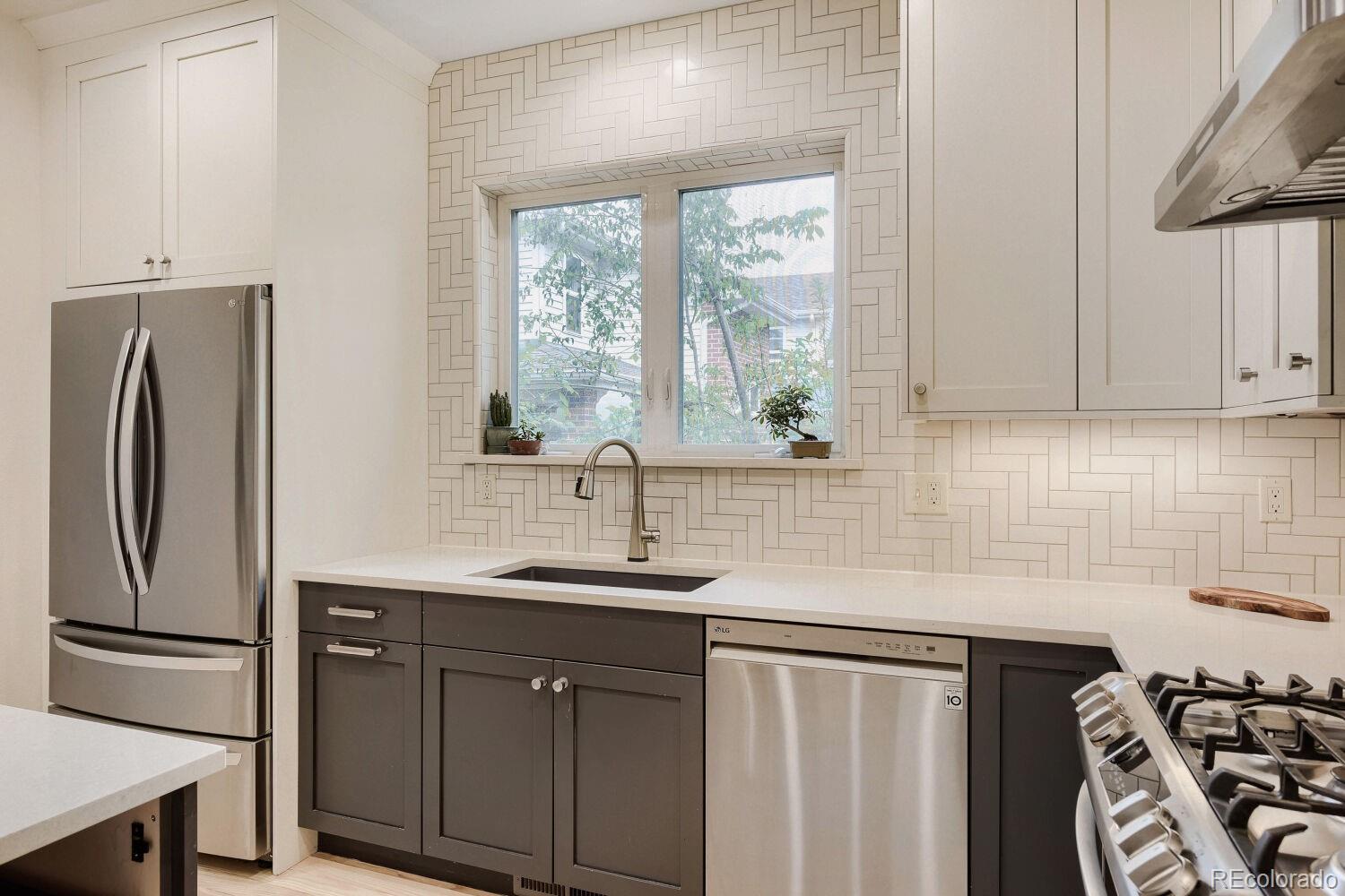 MLS Image #13 for 2197 s sherman street,denver, Colorado