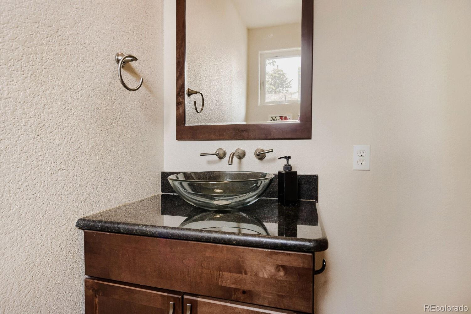 MLS Image #19 for 2197 s sherman street,denver, Colorado