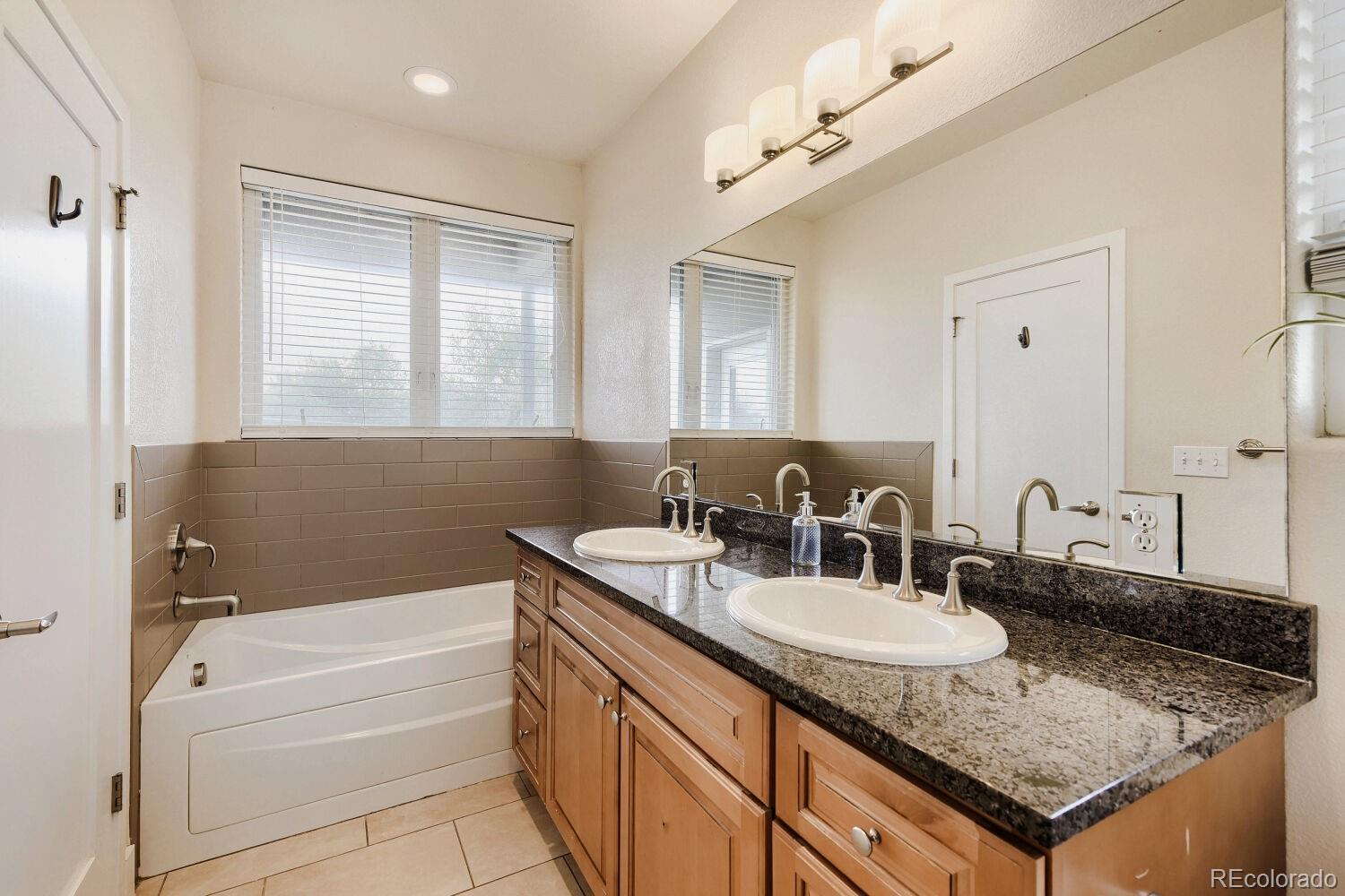 MLS Image #26 for 2197 s sherman street,denver, Colorado