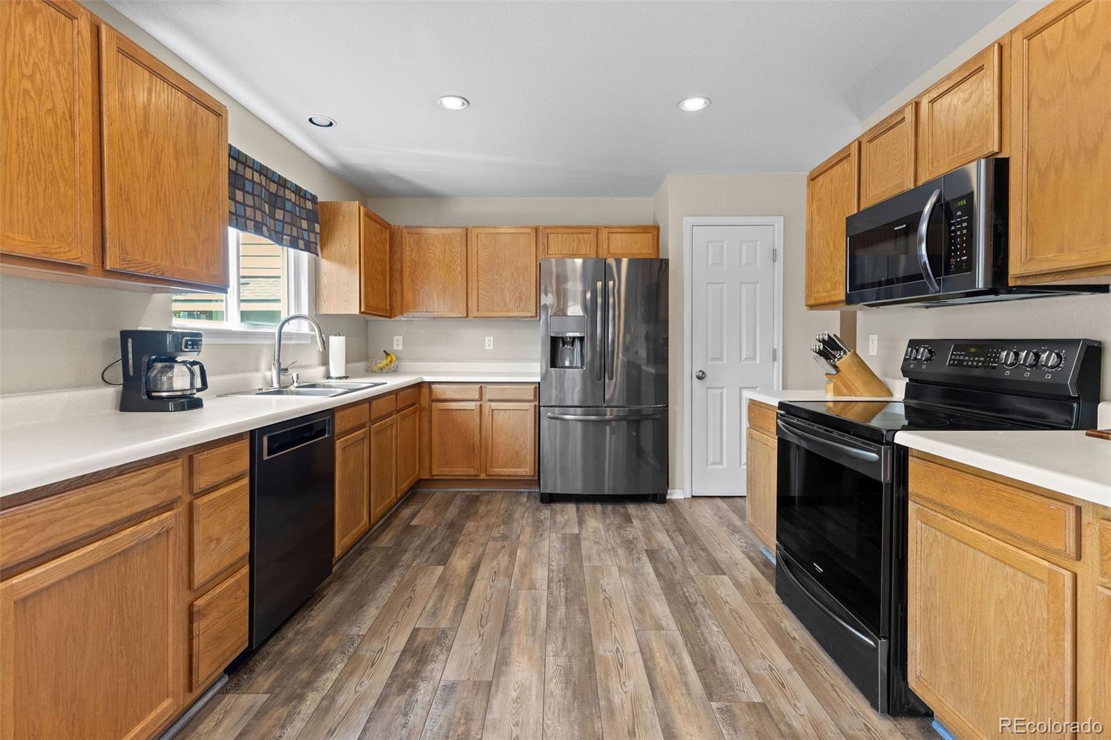 MLS Image #2 for 13429  clayton street,thornton, Colorado