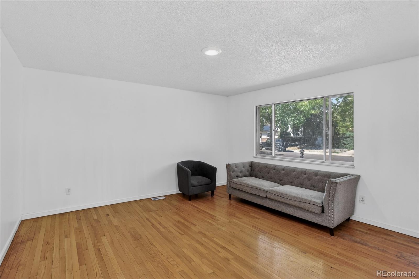 MLS Image #4 for 710 s macon way,aurora, Colorado