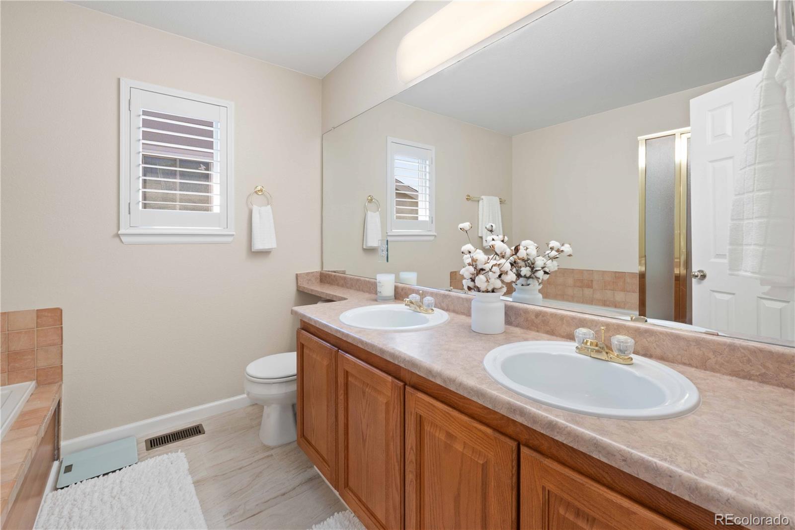 MLS Image #26 for 3707 s lisbon way,aurora, Colorado
