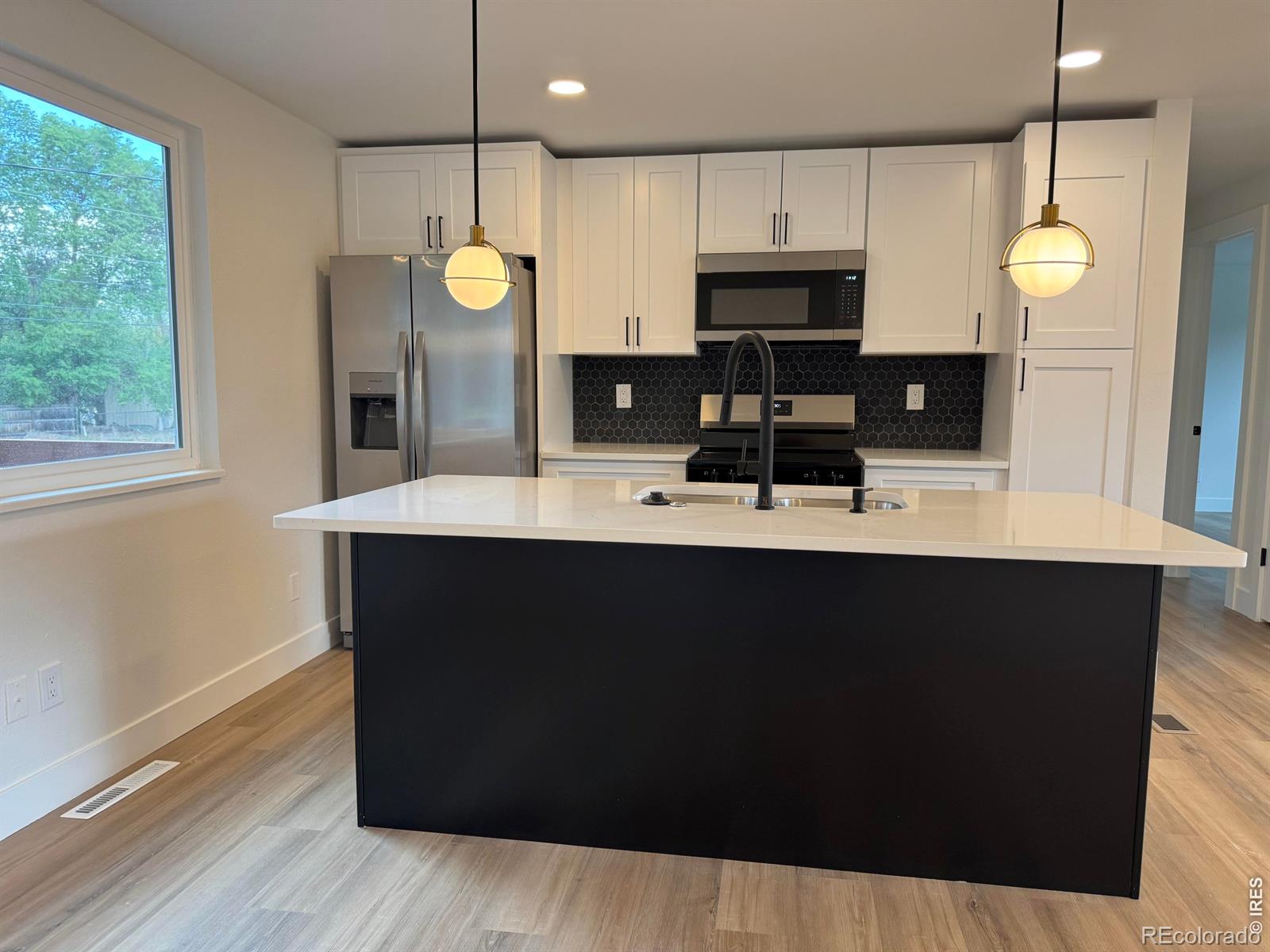 MLS Image #5 for 1325  lamplighter drive,longmont, Colorado
