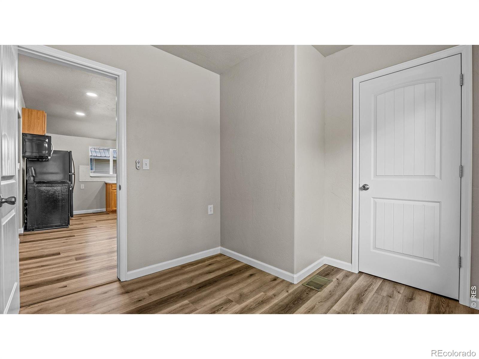 MLS Image #12 for 632  minter avenue,de beque, Colorado