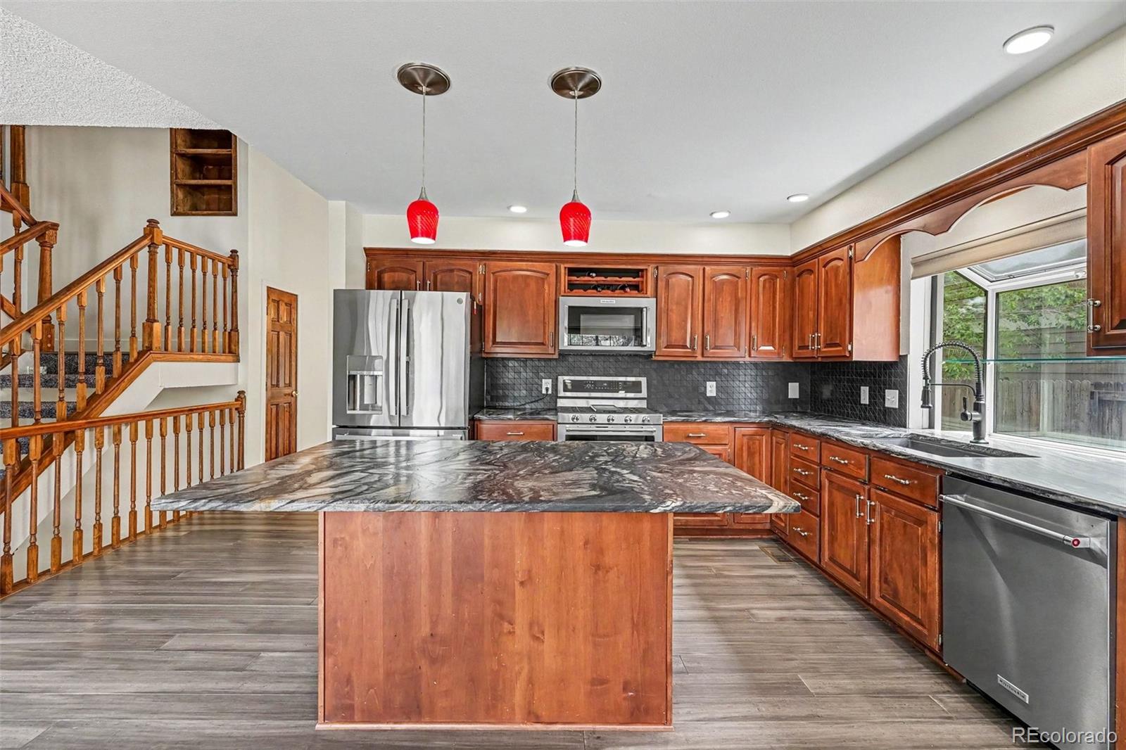 MLS Image #12 for 8174 w 81st drive,arvada, Colorado