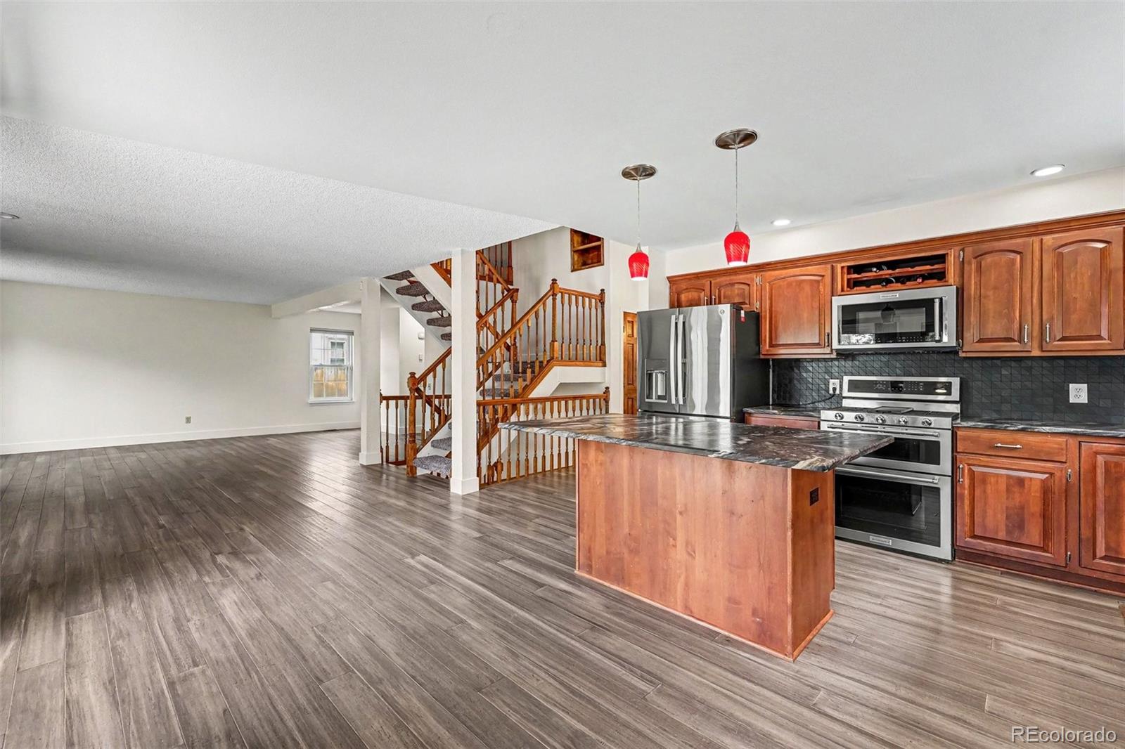 MLS Image #7 for 8174 w 81st drive,arvada, Colorado