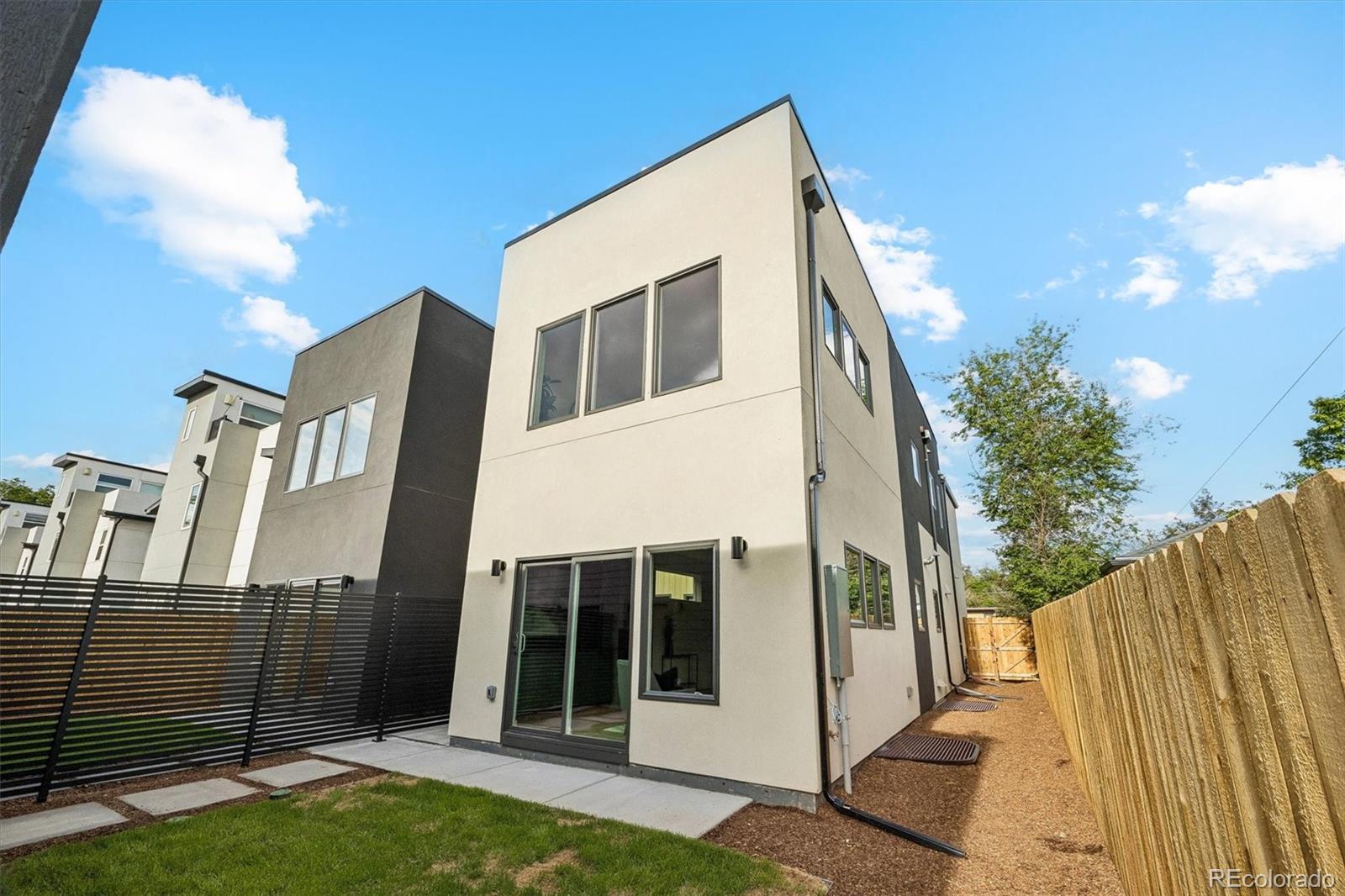 MLS Image #37 for 2365 s cherokee street,denver, Colorado