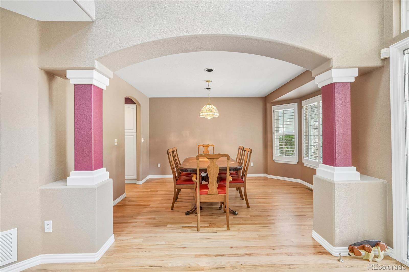 MLS Image #10 for 1011 s valentia street,denver, Colorado