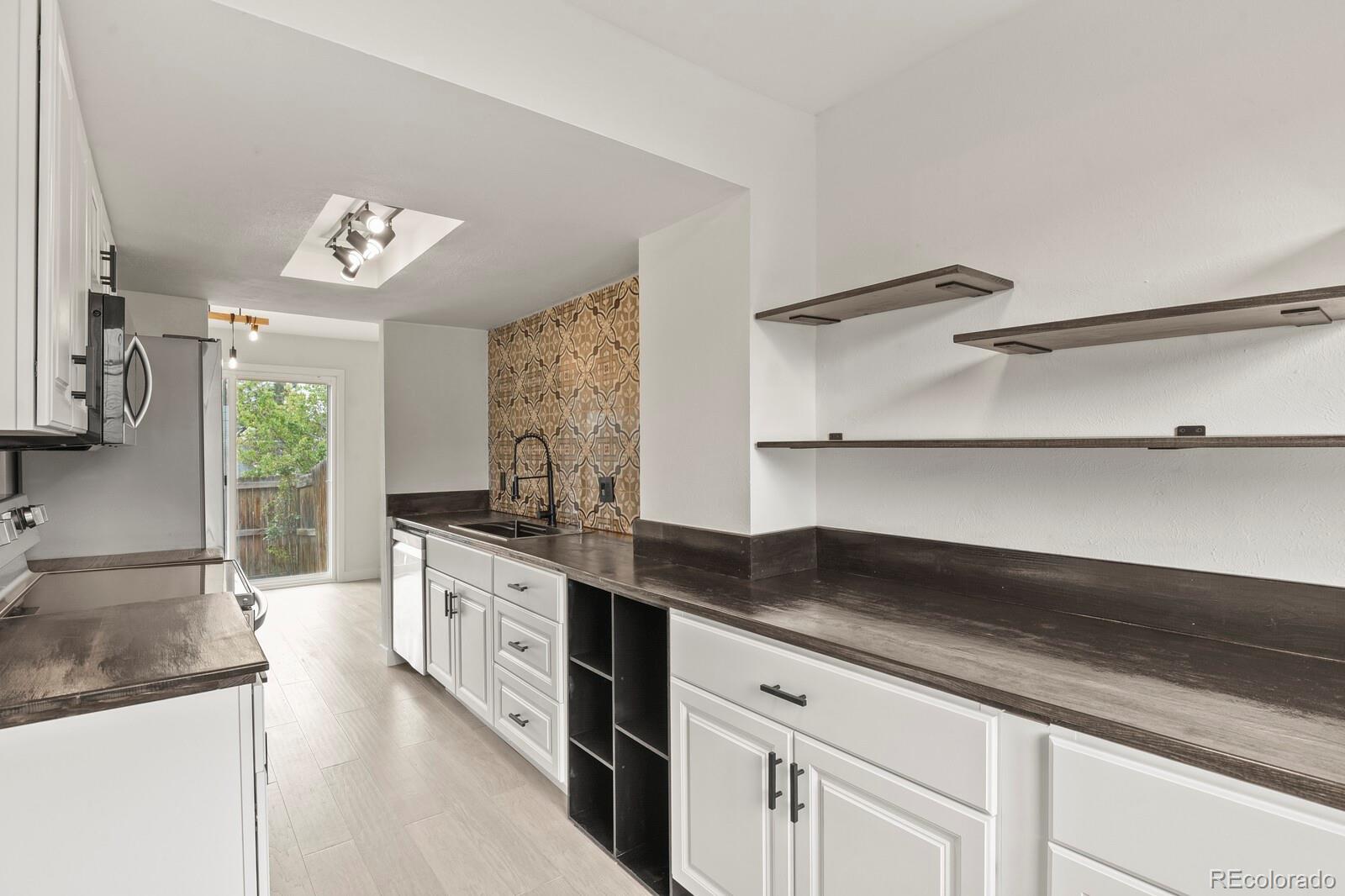 MLS Image #2 for 8771  carr loop ,arvada, Colorado