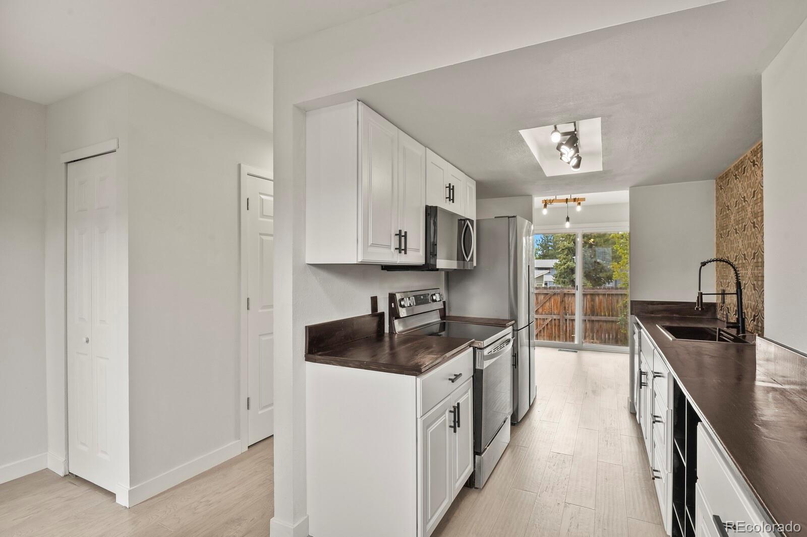 MLS Image #3 for 8771  carr loop ,arvada, Colorado