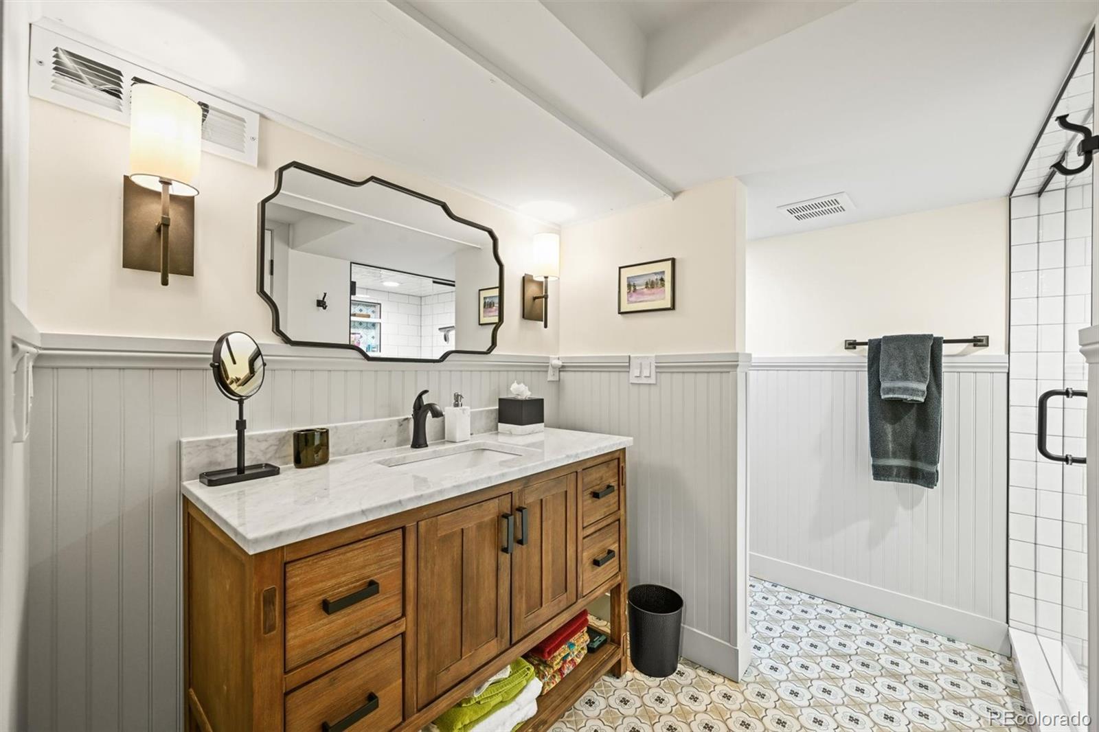 MLS Image #38 for 1414 s vine street,denver, Colorado