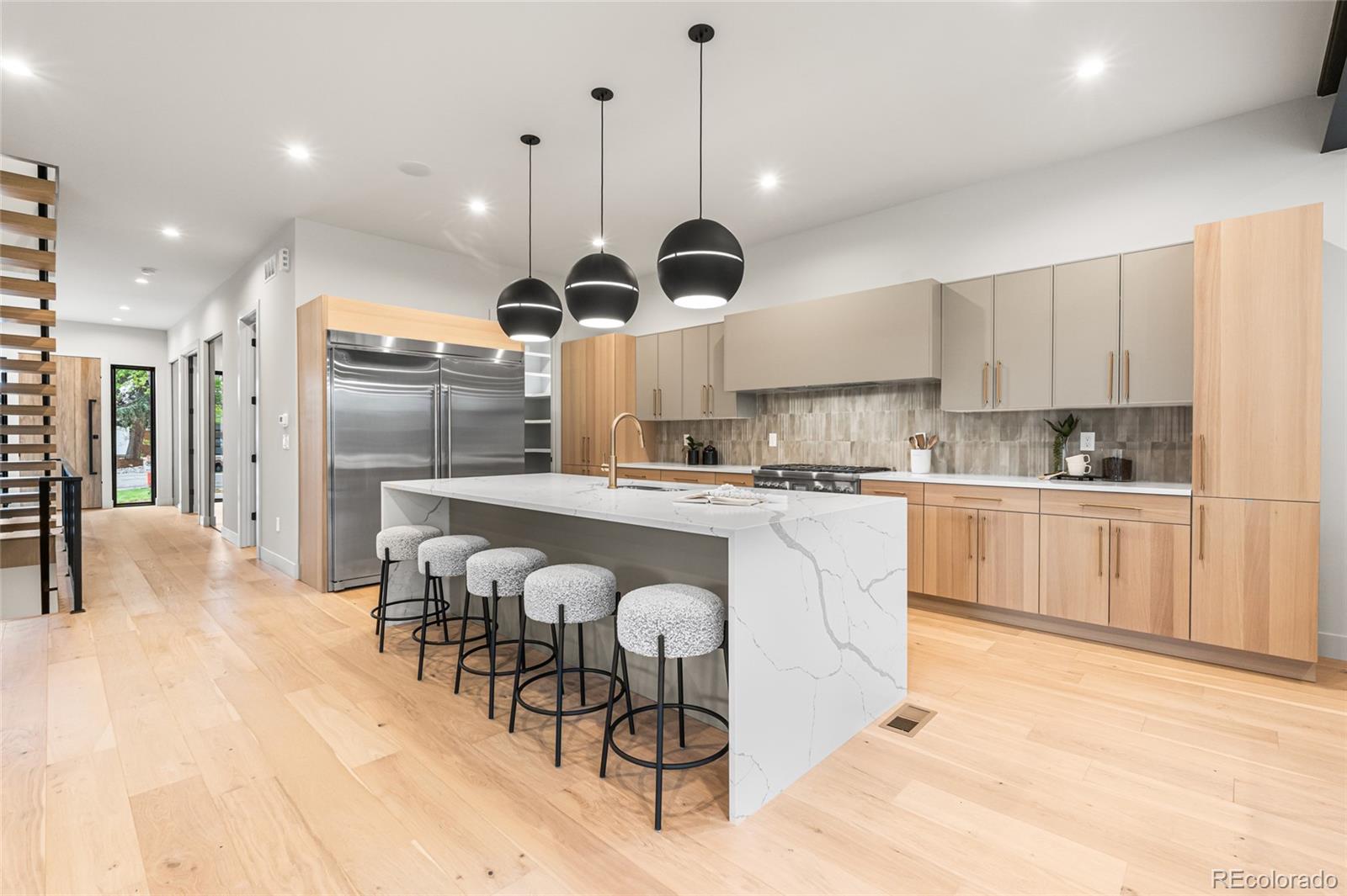 MLS Image #10 for 3015 s ash street,denver, Colorado