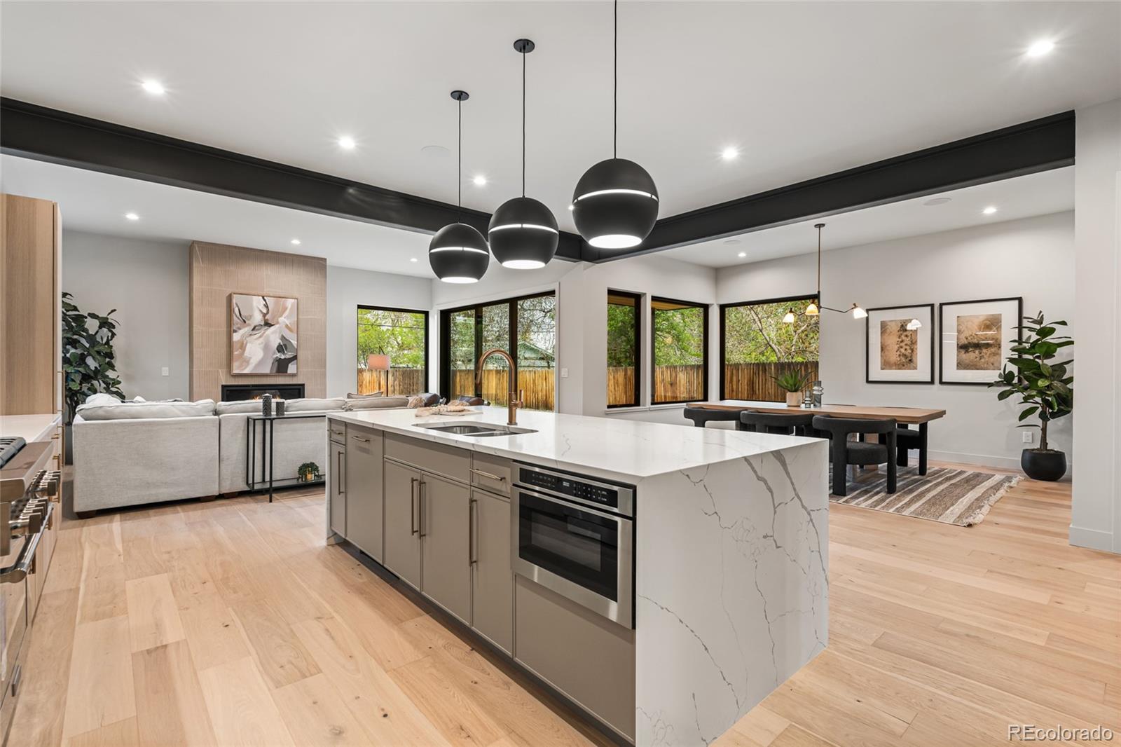 MLS Image #13 for 3015 s ash street,denver, Colorado