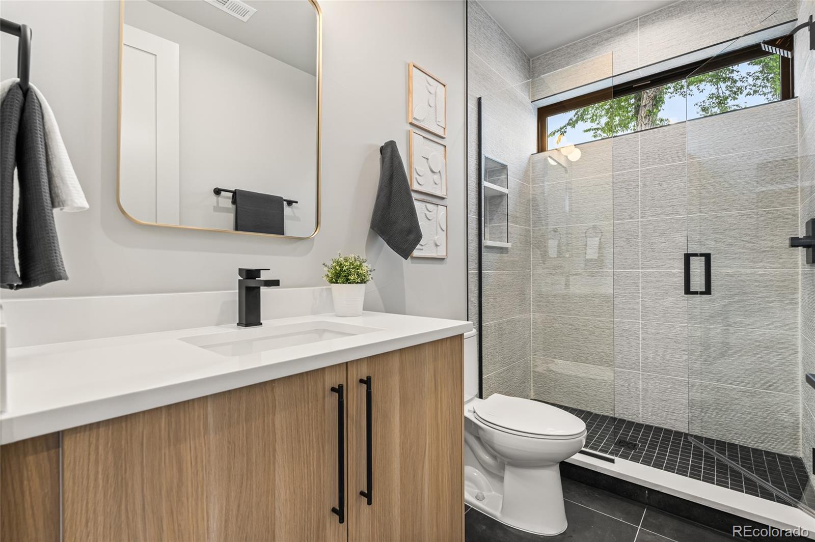 MLS Image #31 for 3015 s ash street,denver, Colorado