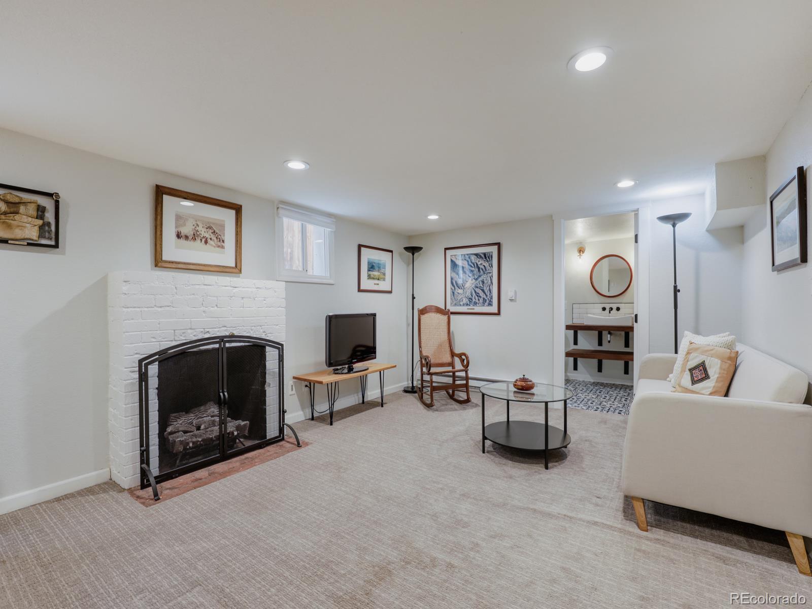 MLS Image #26 for 2365  albion street,denver, Colorado
