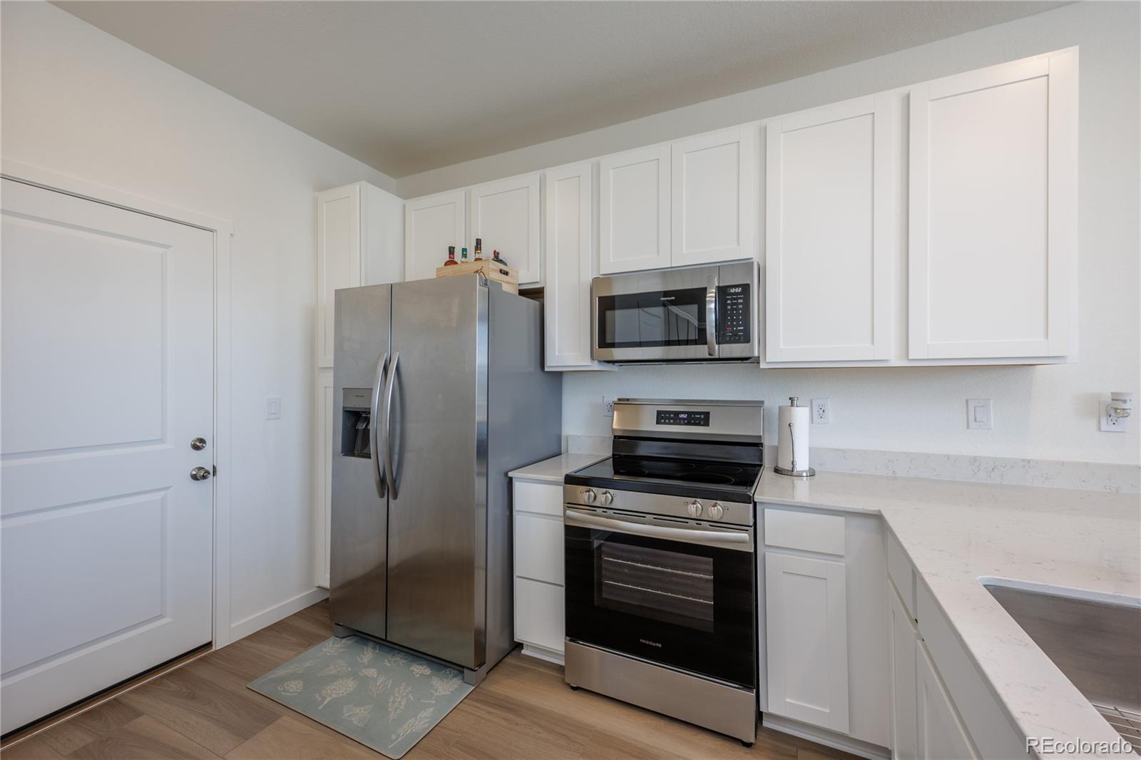 MLS Image #7 for 9072  gladiola way e,arvada, Colorado