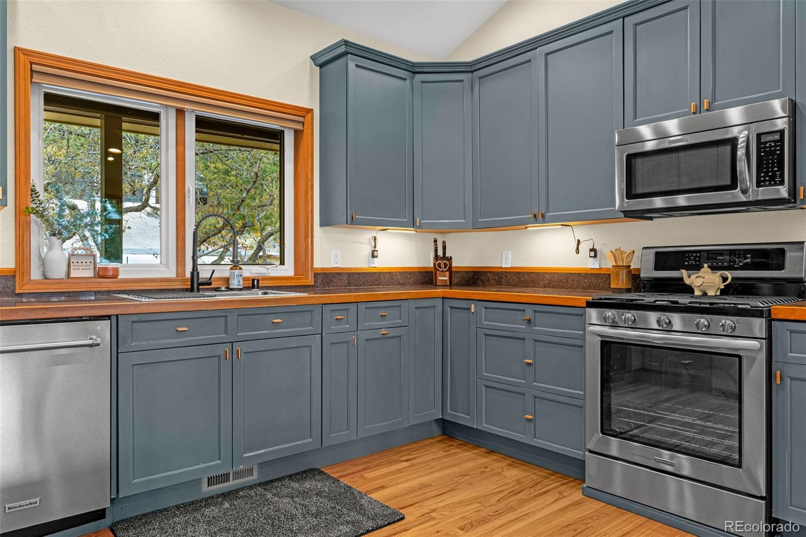 MLS Image #18 for 25  leaming road,colorado springs, Colorado