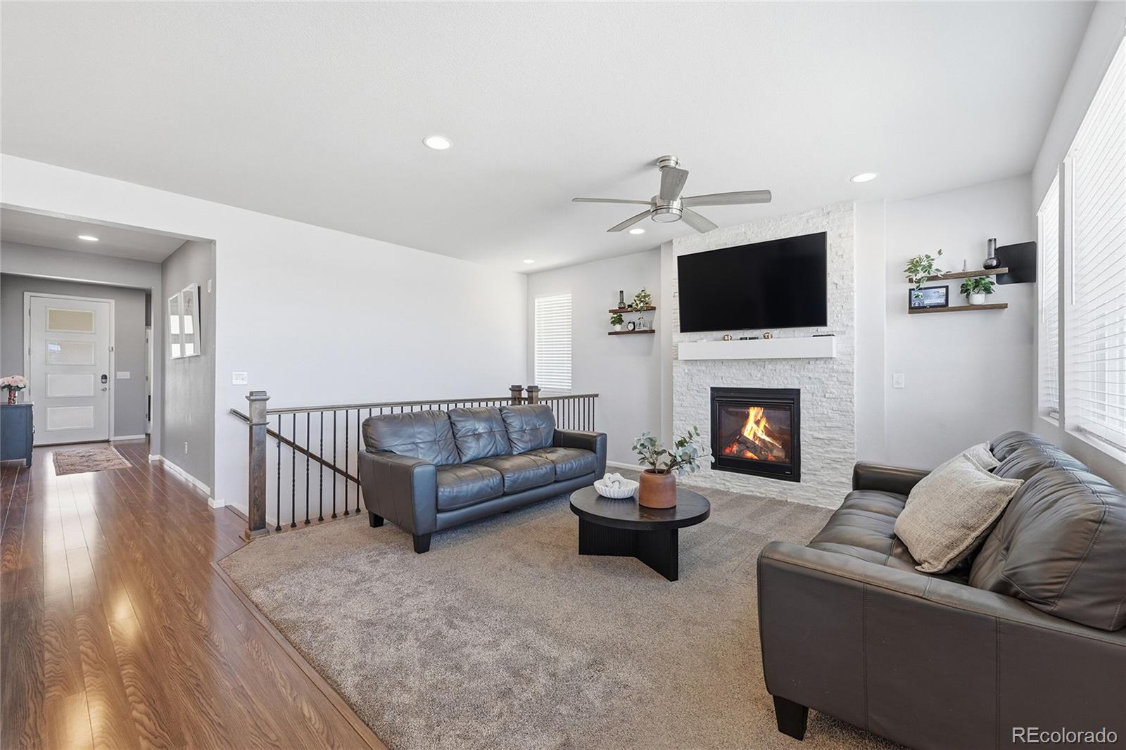 MLS Image #11 for 27179 e fremont place,aurora, Colorado
