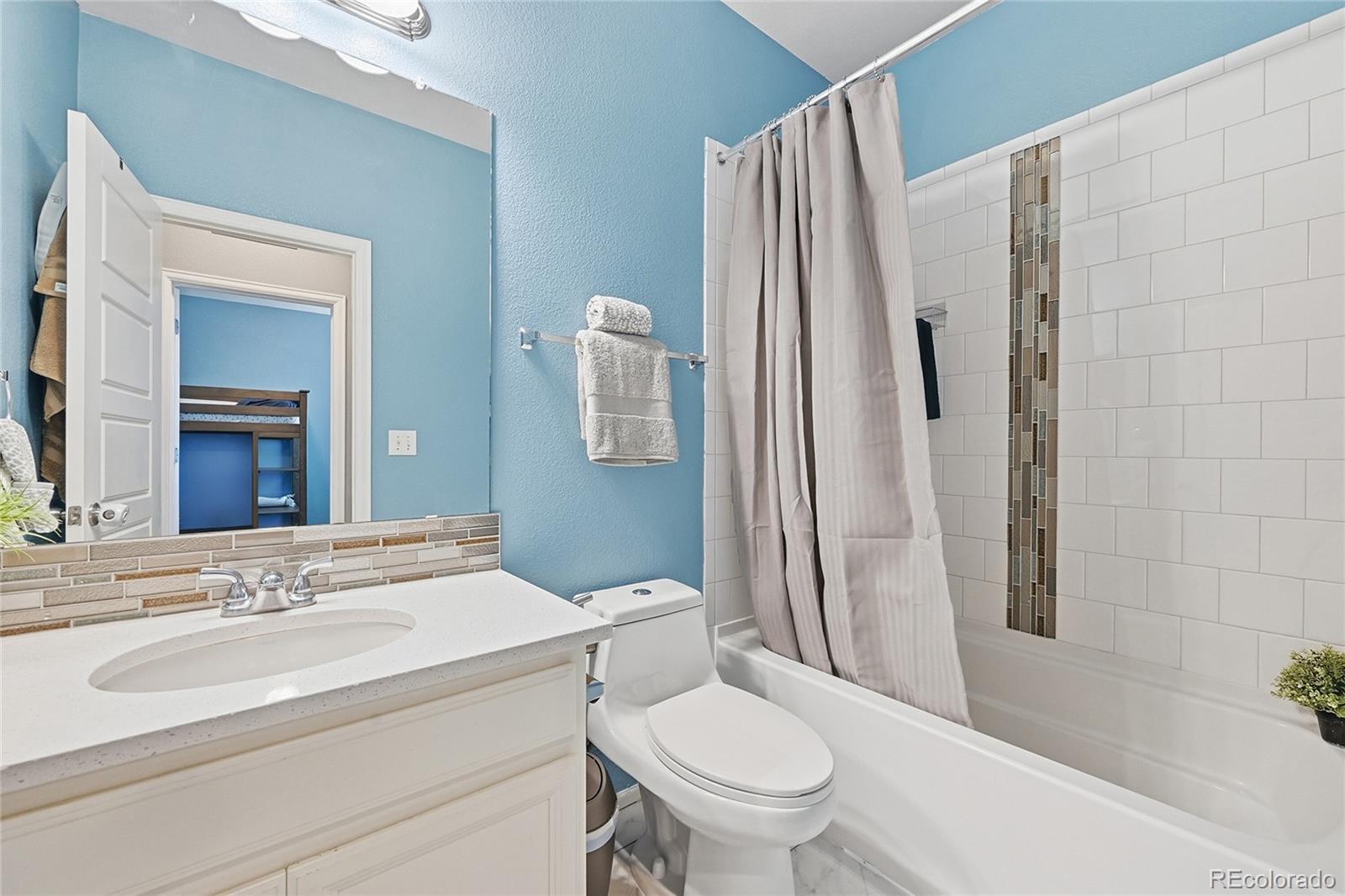 MLS Image #16 for 27179 e fremont place,aurora, Colorado
