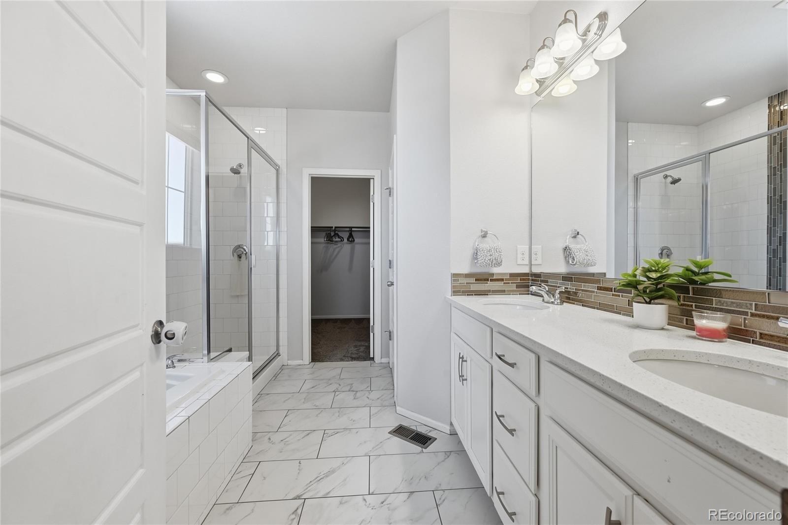 MLS Image #19 for 27179 e fremont place,aurora, Colorado
