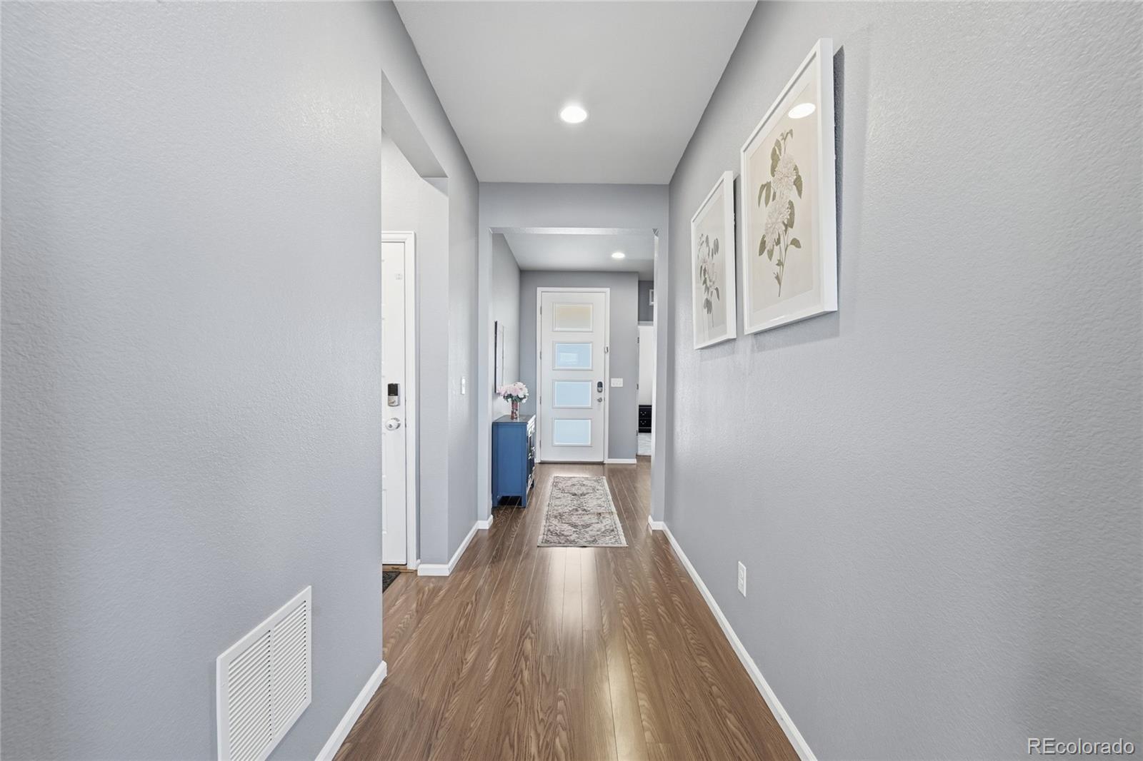 MLS Image #3 for 27179 e fremont place,aurora, Colorado