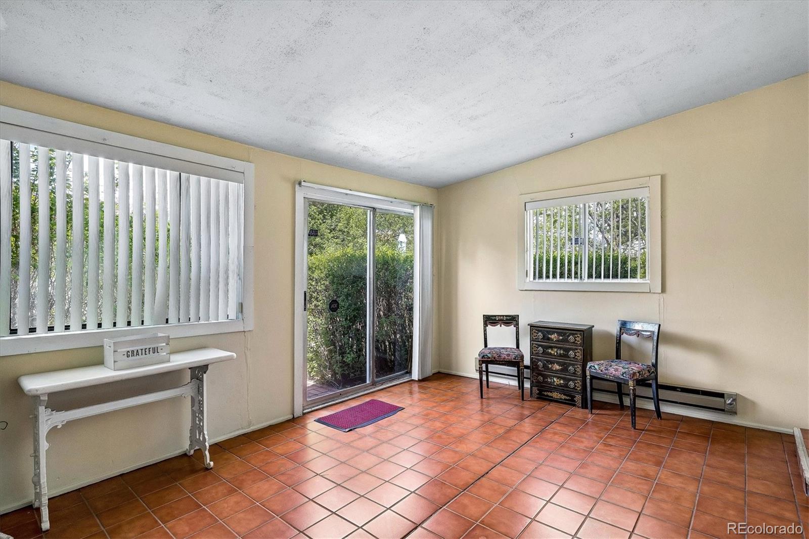 MLS Image #14 for 741  hudson street,denver, Colorado