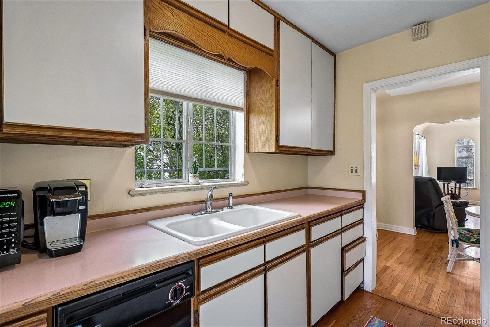 MLS Image #9 for 741  hudson street,denver, Colorado