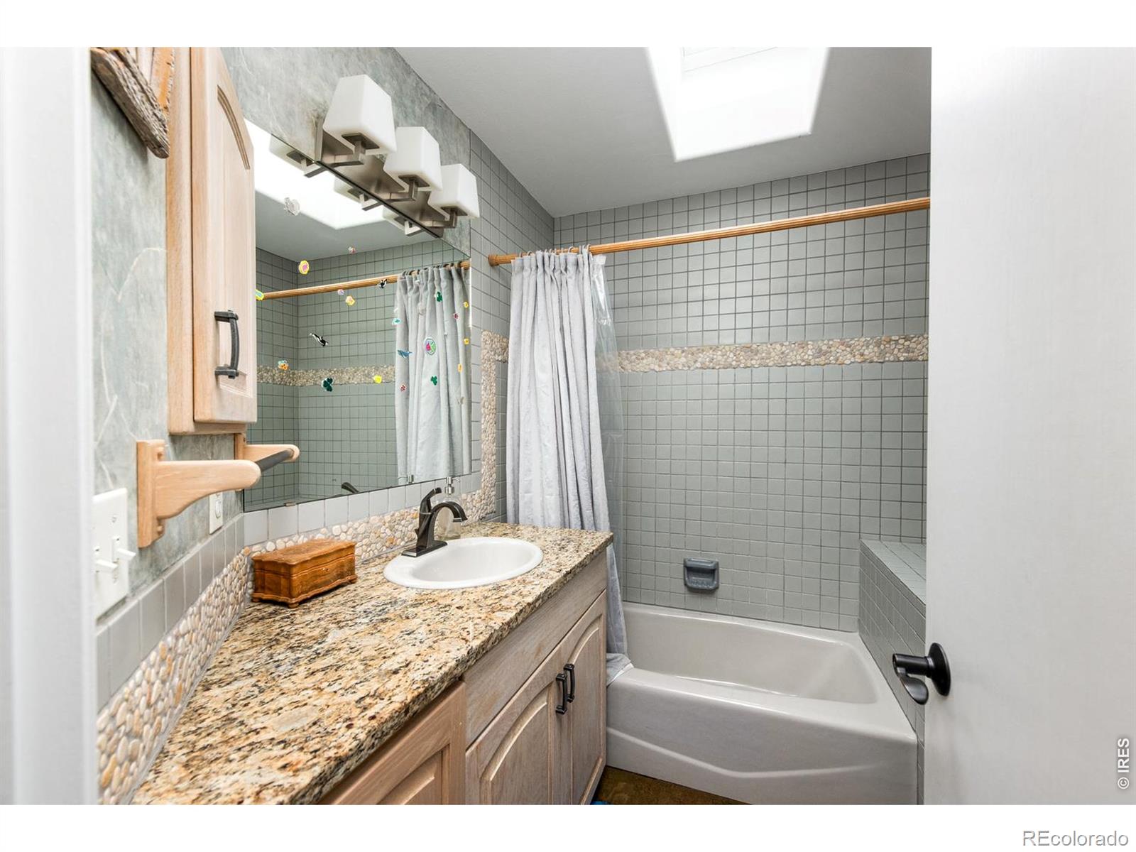 MLS Image #26 for 1127  juniper avenue,boulder, Colorado