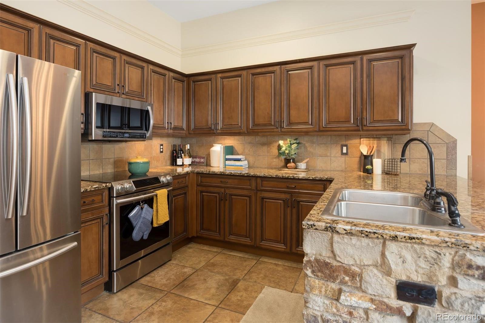 MLS Image #5 for 53  hunki dori court,dillon, Colorado
