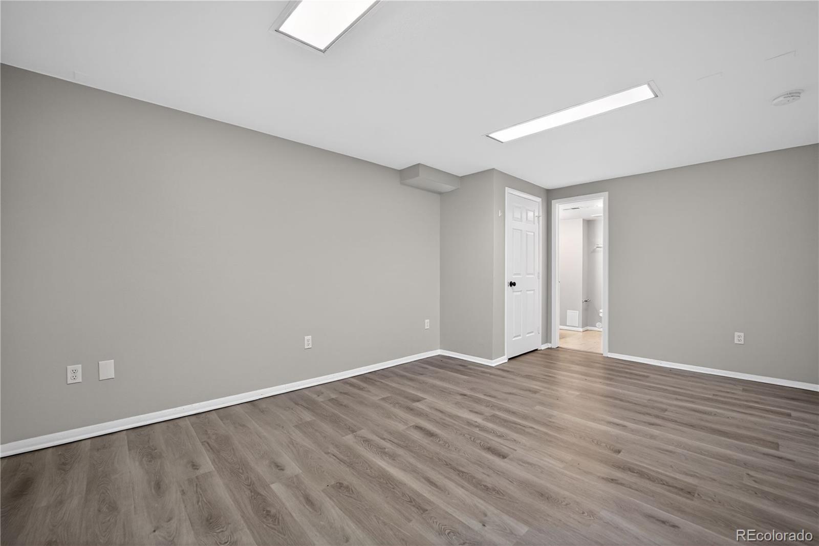 MLS Image #20 for 22471 e princeton drive,aurora, Colorado