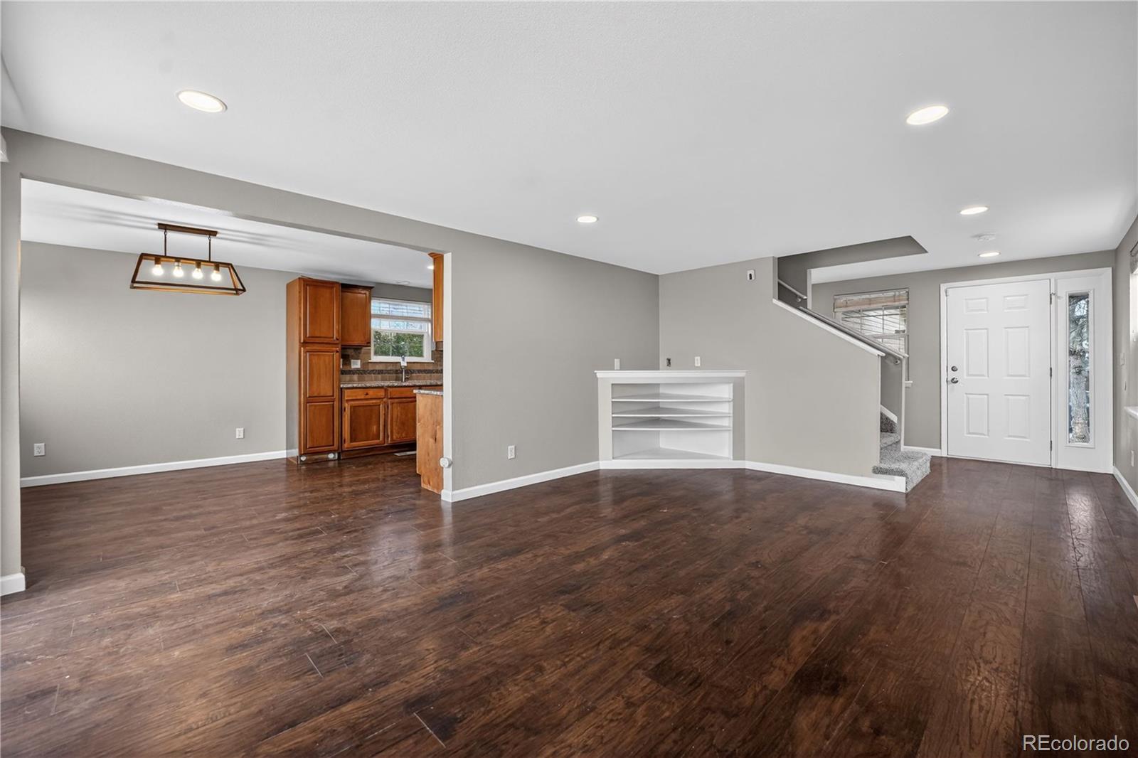 MLS Image #8 for 22471 e princeton drive,aurora, Colorado