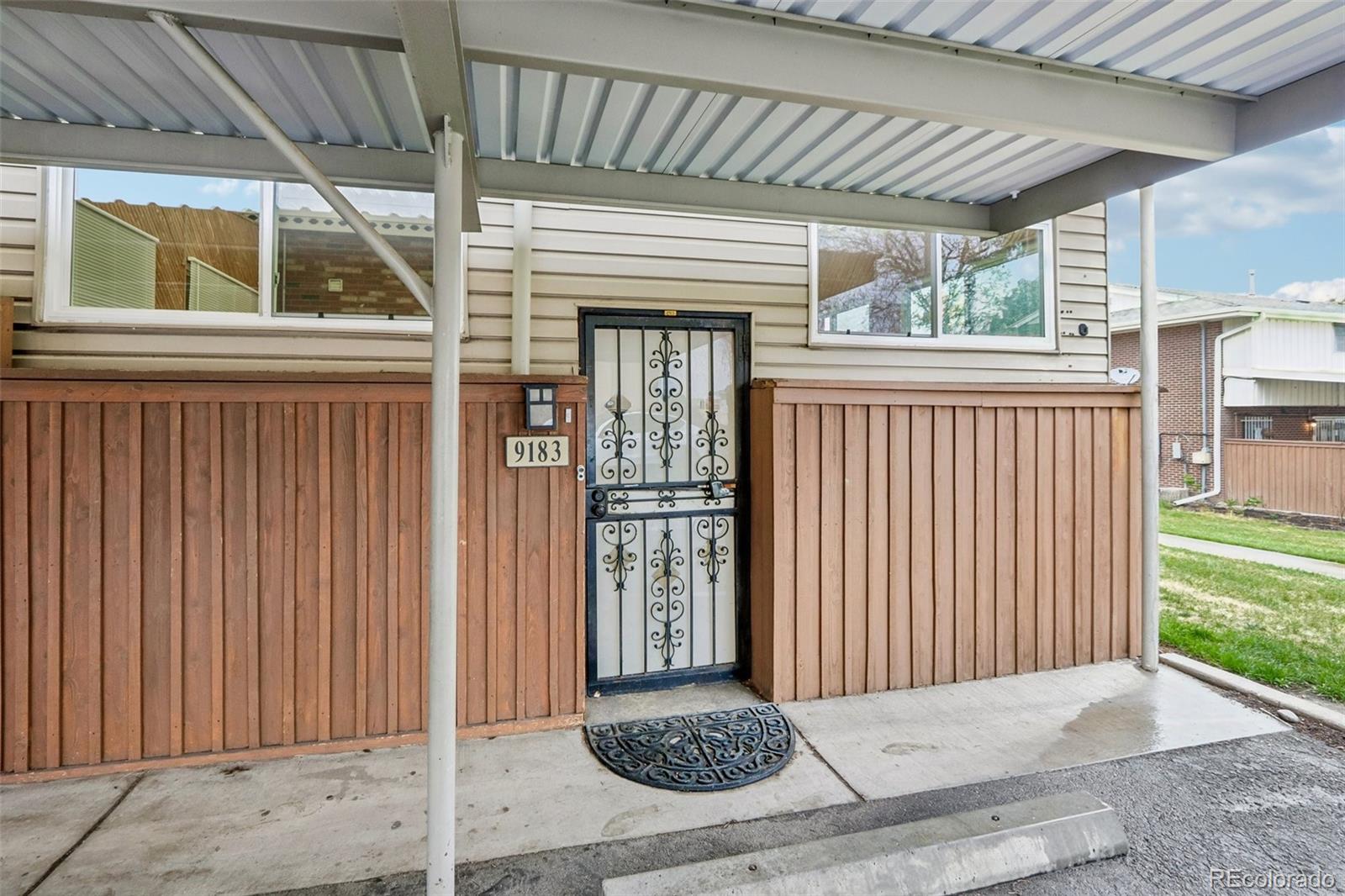 MLS Image #33 for 9183 e oxford drive,denver, Colorado