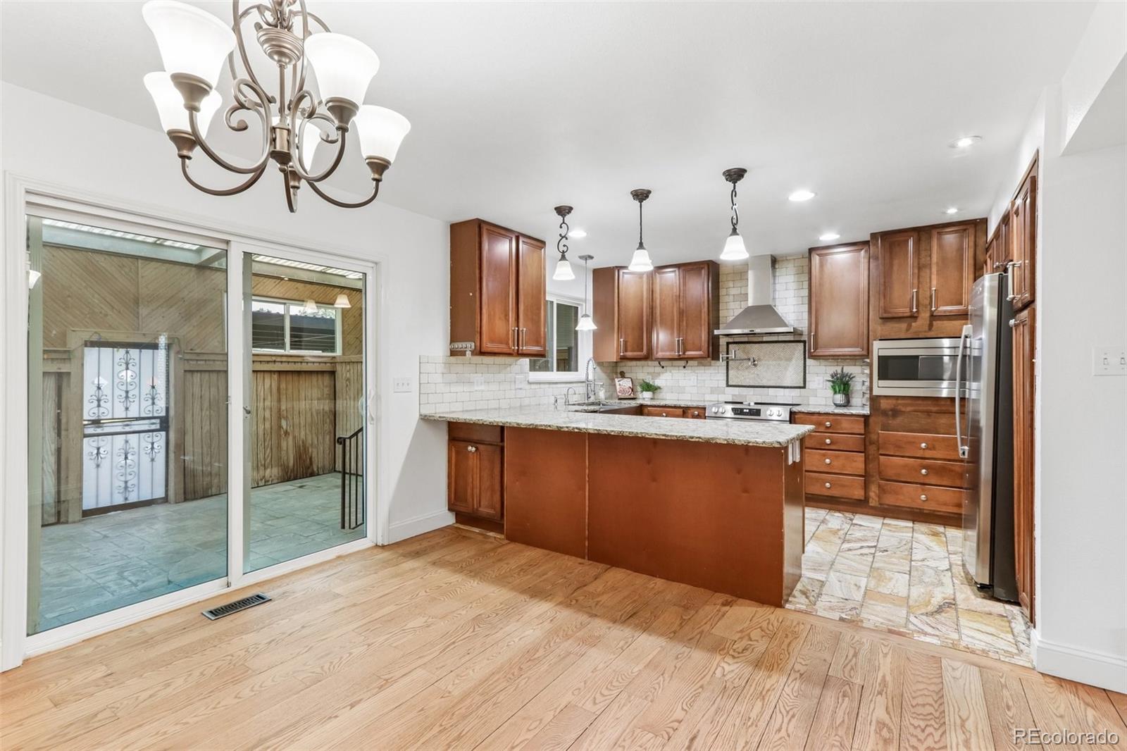 MLS Image #8 for 9183 e oxford drive,denver, Colorado