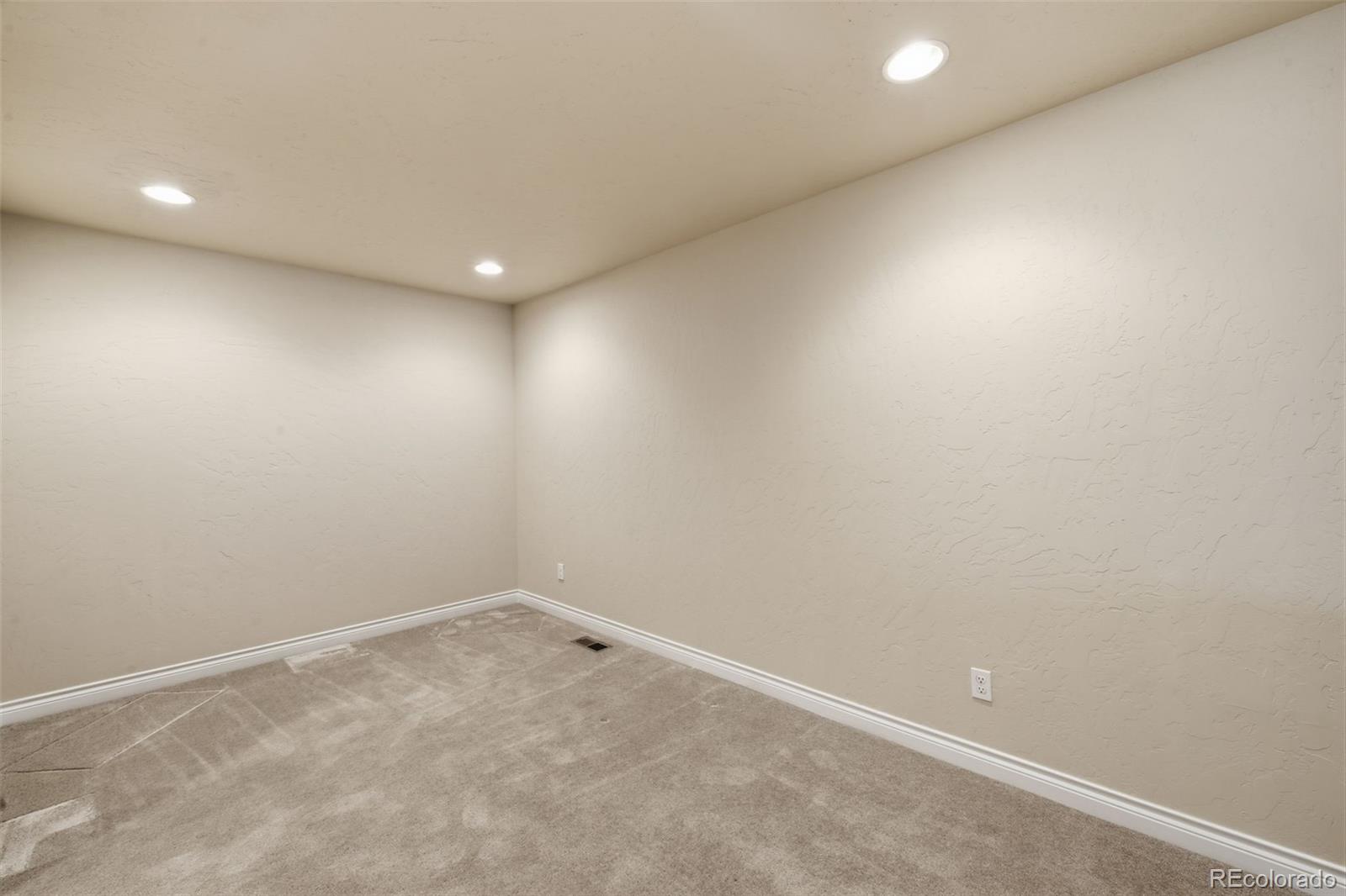 MLS Image #22 for 4417  echo court,larkspur, Colorado