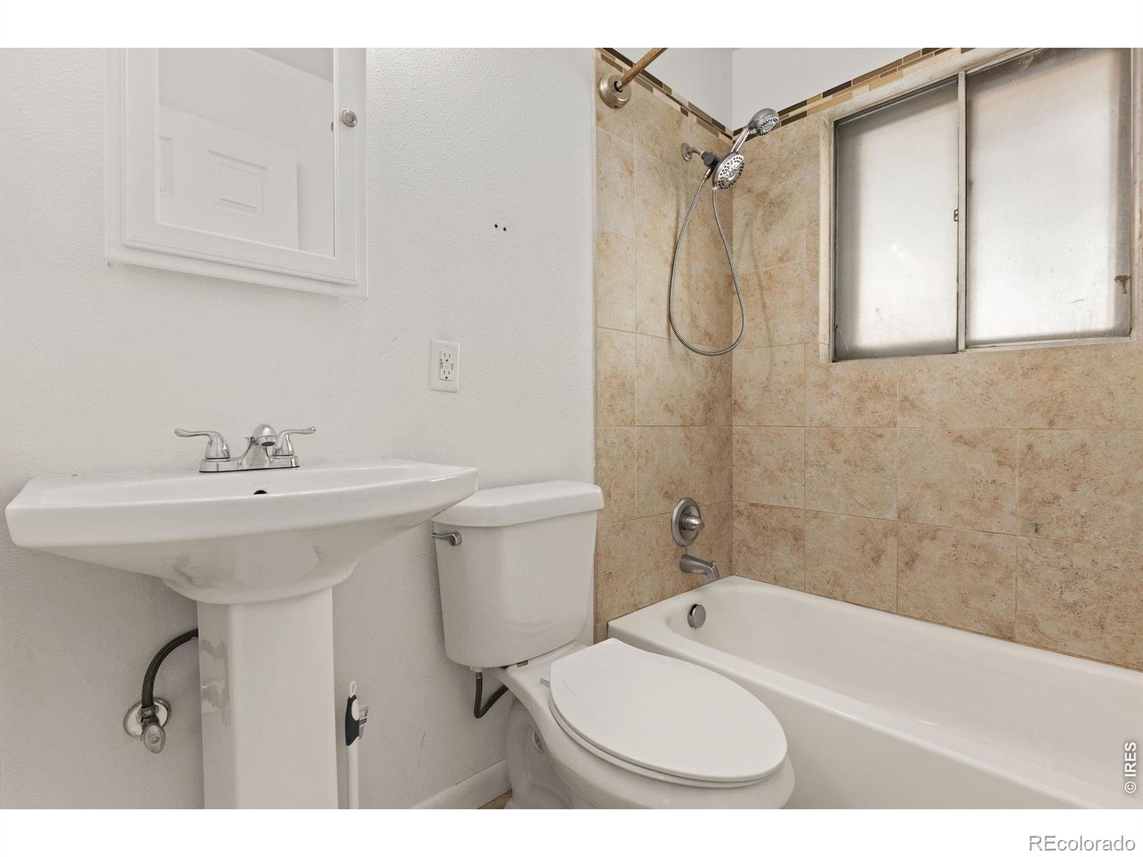 MLS Image #11 for 1518  28th avenue,greeley, Colorado