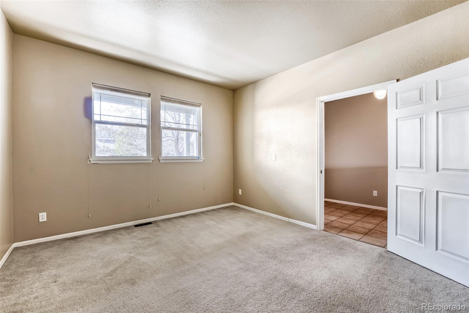 MLS Image #15 for 25107 e canal place,aurora, Colorado
