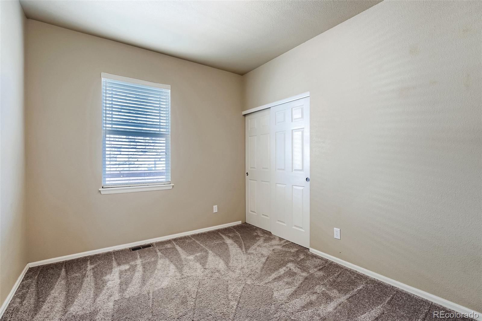 MLS Image #16 for 25107 e canal place,aurora, Colorado