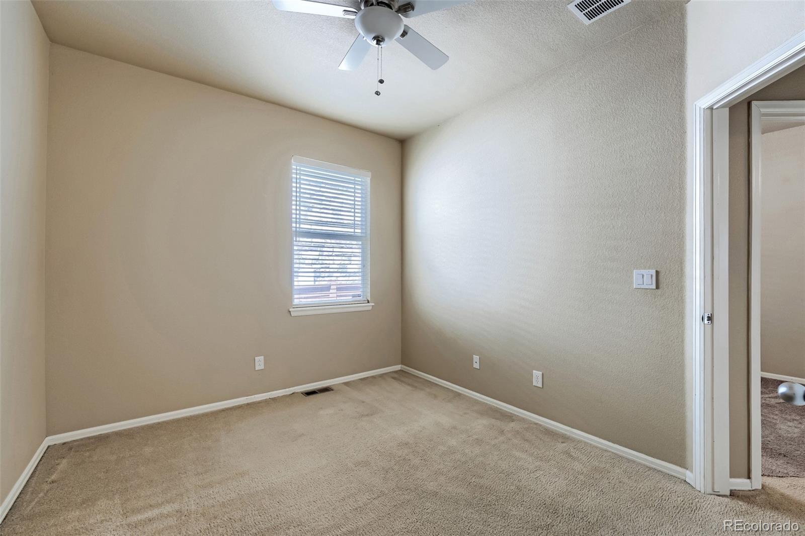 MLS Image #17 for 25107 e canal place,aurora, Colorado