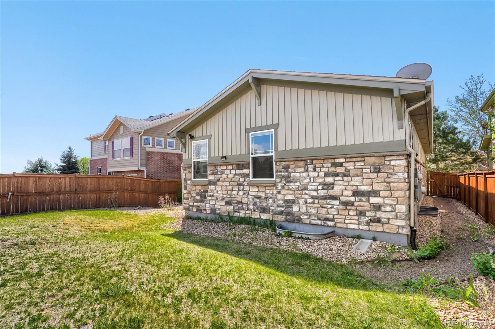 MLS Image #25 for 25107 e canal place,aurora, Colorado