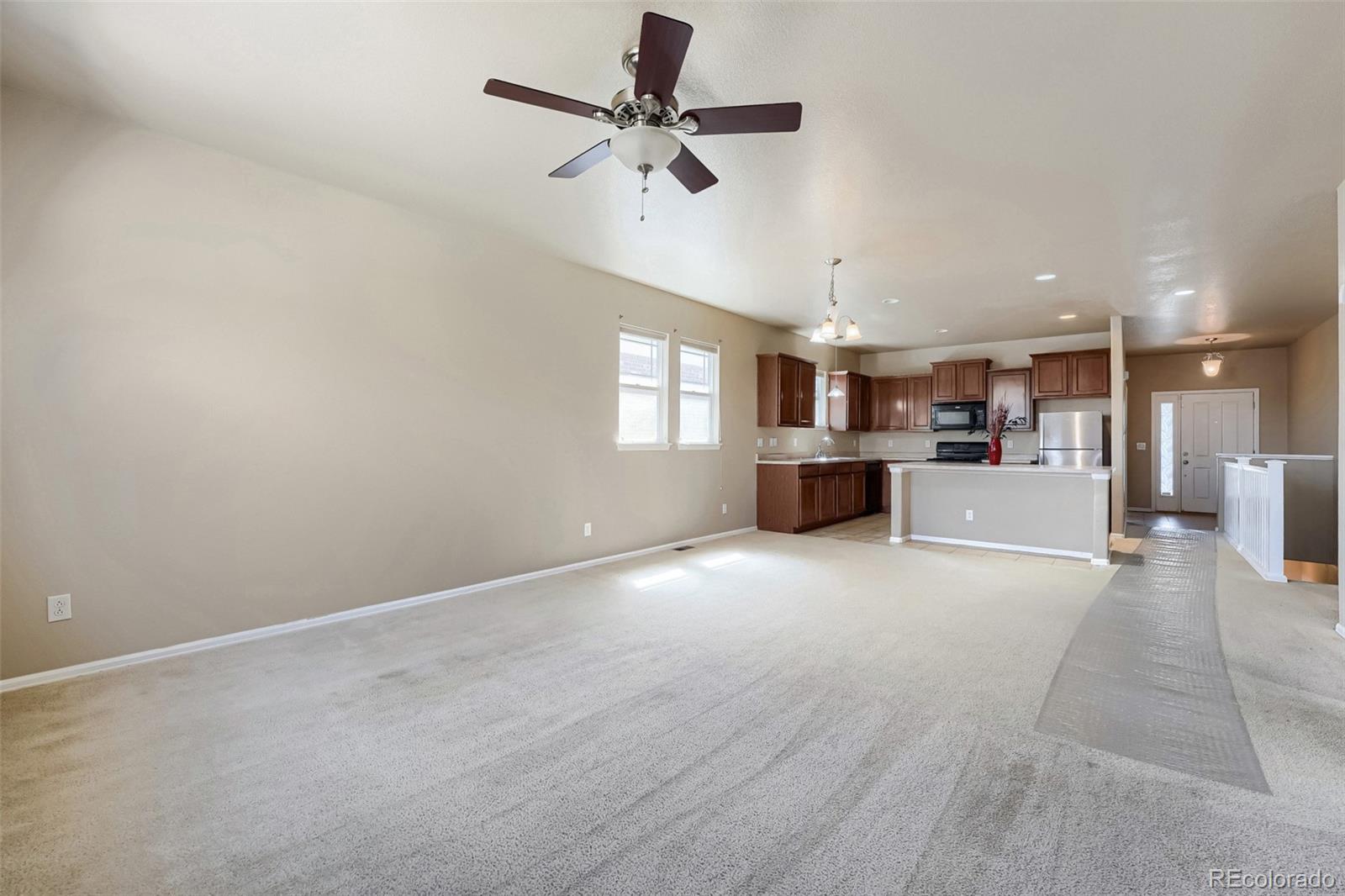 MLS Image #6 for 25107 e canal place,aurora, Colorado