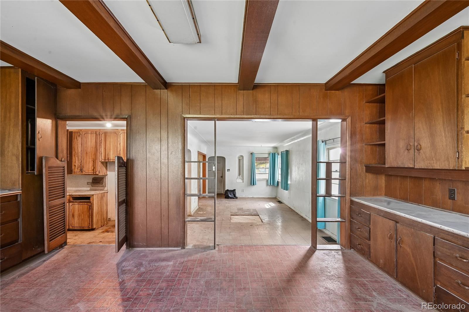 MLS Image #16 for 2627 s clarkson street,denver, Colorado